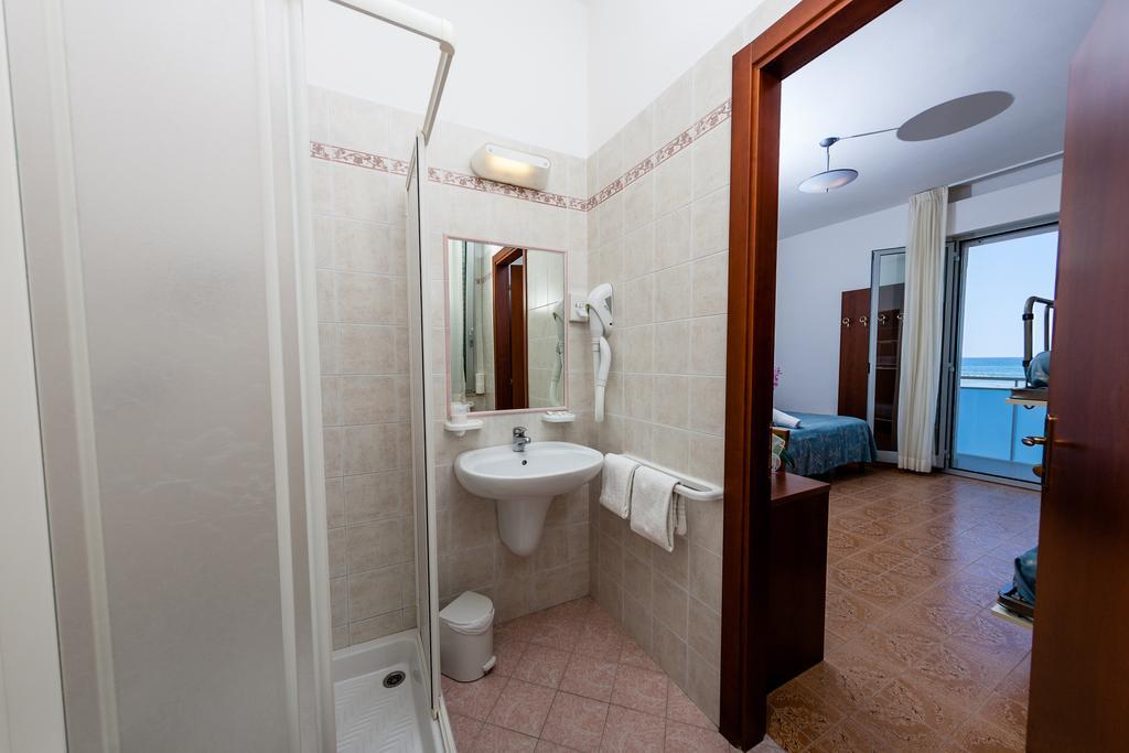 Hotel Sayonara Senigallia Ruang foto